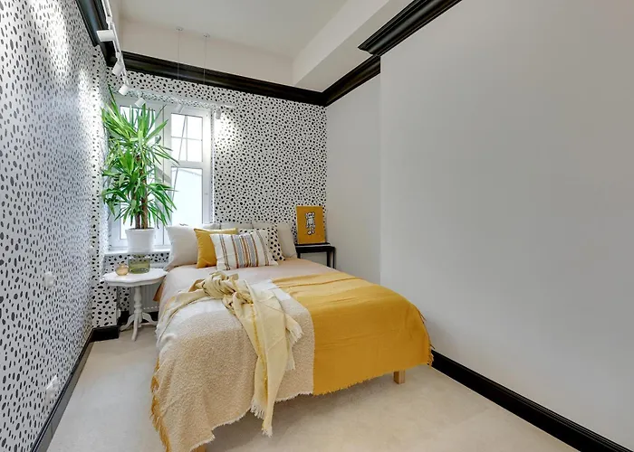 Luxandjoy * Сопот